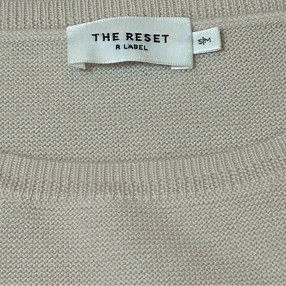 The Reset R Label Ribbed Short Sleeve Pullover Sweatee - Picture 10 of 10